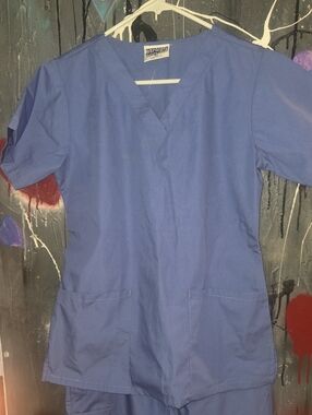 Scrubs Women's V-Neck Jumpsuit - Blue
